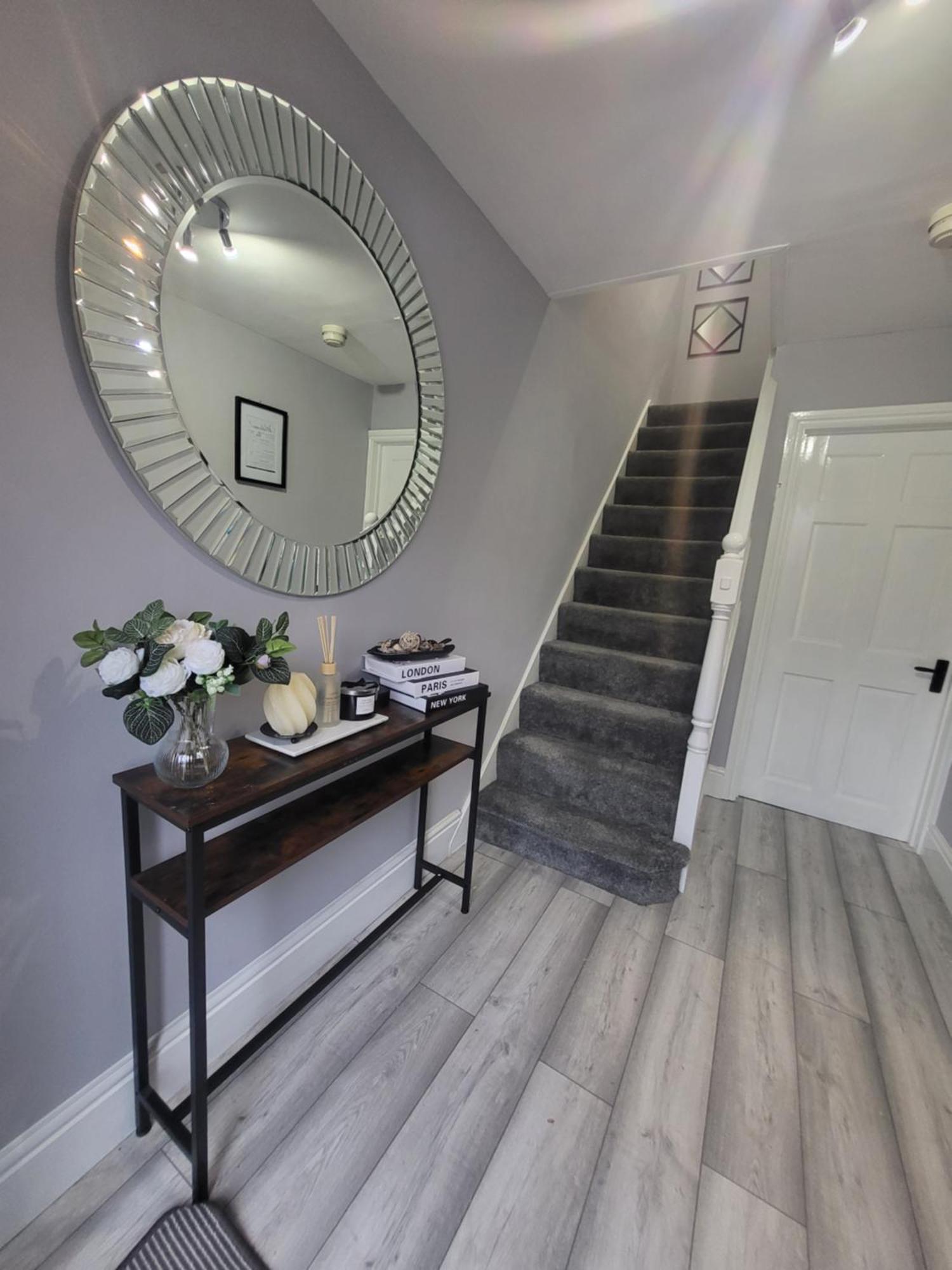Вилла Beautiful Newly Renovated House In Rainham Essex Экстерьер фото